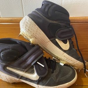 Men's Baseball Spikes